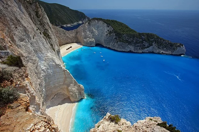 the travel tips to Greece are needed to enjoy this beautiful landscape